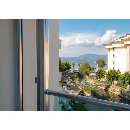 מלון Munamar Beach Residence מרמריס