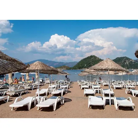 Munamar Beach Residence Hotel